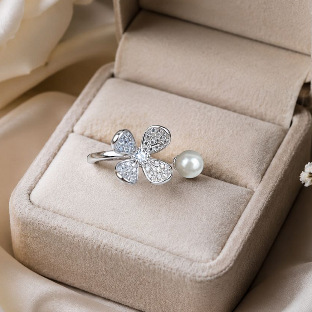 Chloe Double Pearl Ring