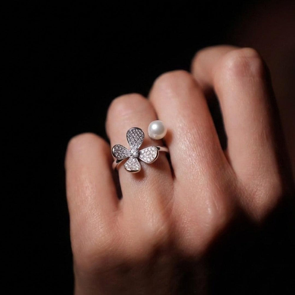 Chloe Double Pearl Ring - Back