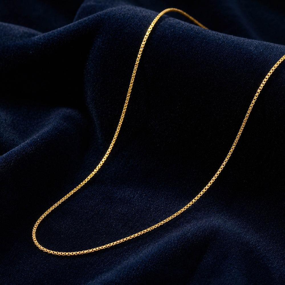 The Core Minimalist Gold Chain - Back