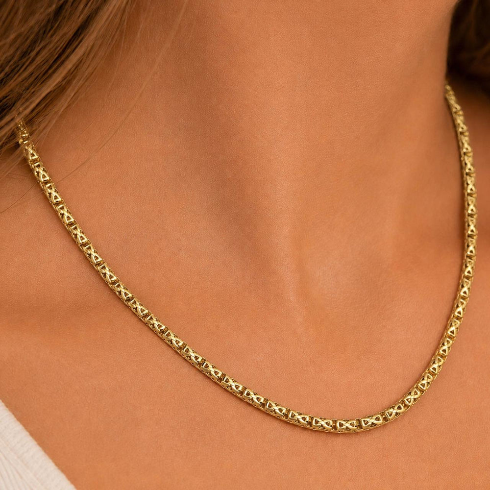 Elysian Gold Knot Chain - Back